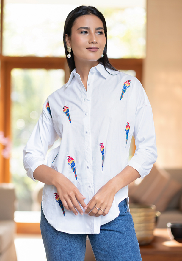 LORIDA PARROT EMB BLOUSE